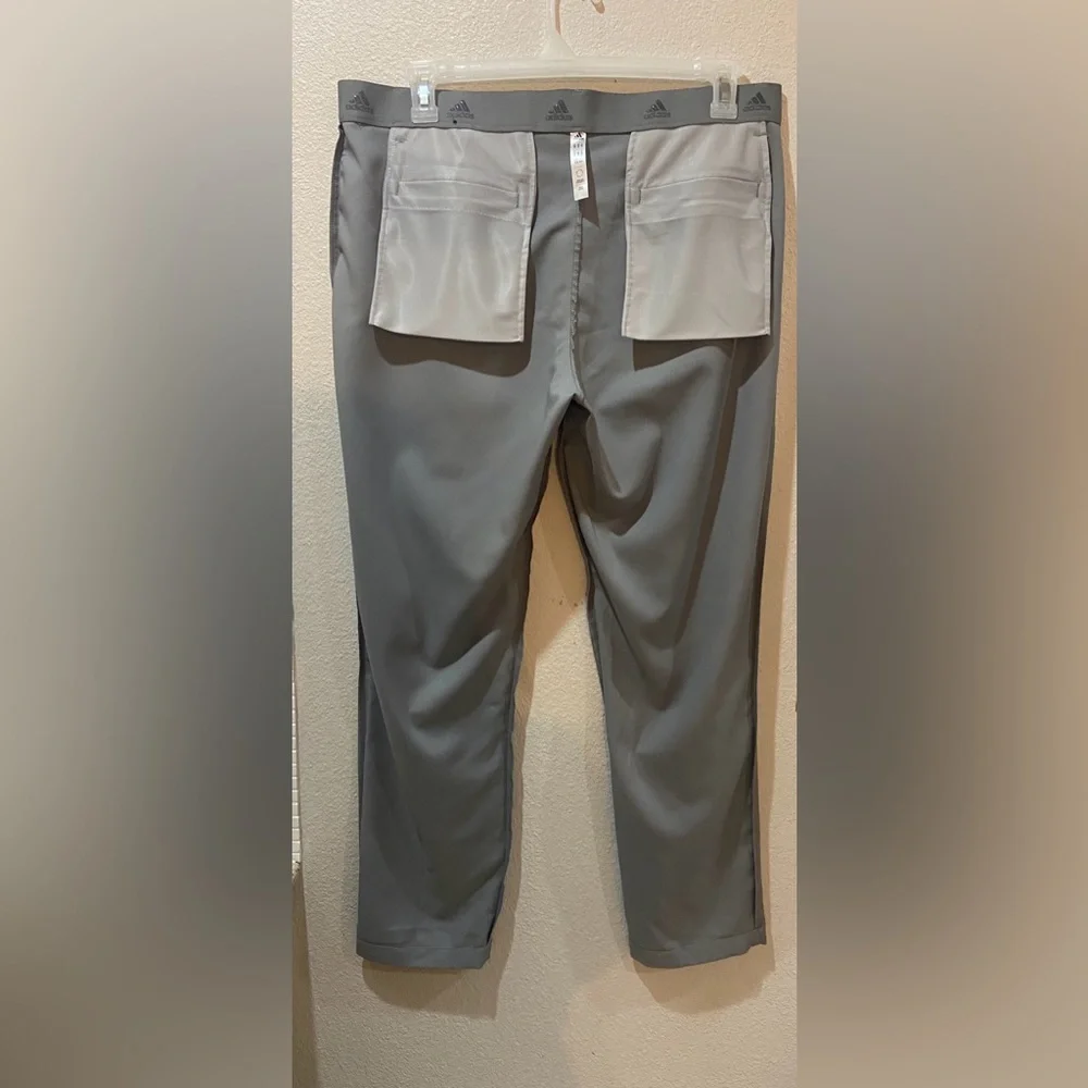 ADIDAS Golf Pants Size 35x30